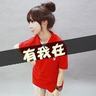 人肉占车位反被车顶开谁更过分